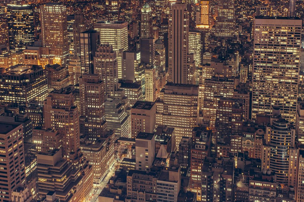 5G Private Networks vs. Traditional WANs: Use Cases and ROI
